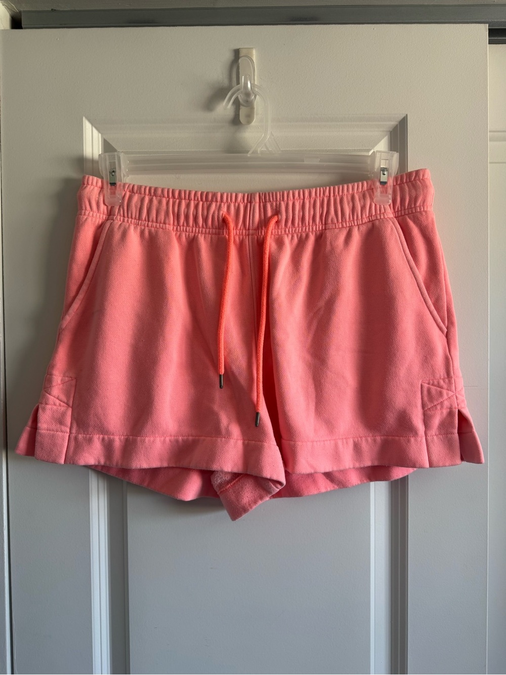 Universal Thread Coral Pink Drawstring Athletic Shorts